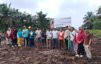 PT WKS, Polsek Geragai dan KTH Berkah Saudara Kompak Tanam Jagung, Perkuat Ketahanan Pangan Tanjabtim