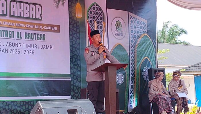 Wisuda Akbar Al Kautsar 2026, Ratusan Santri Resmi Sandang Predikat Hafidz dan Alumni