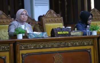 Pandangan Fraksi DPRD, Bahas Ranperda Pertanggungjawaban APBD 2025