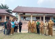 Ketua DPRD  Tanjabtim Turun ke Lapangan,  Cek Sekolah dan Infrastruktur Rusak di Dendang